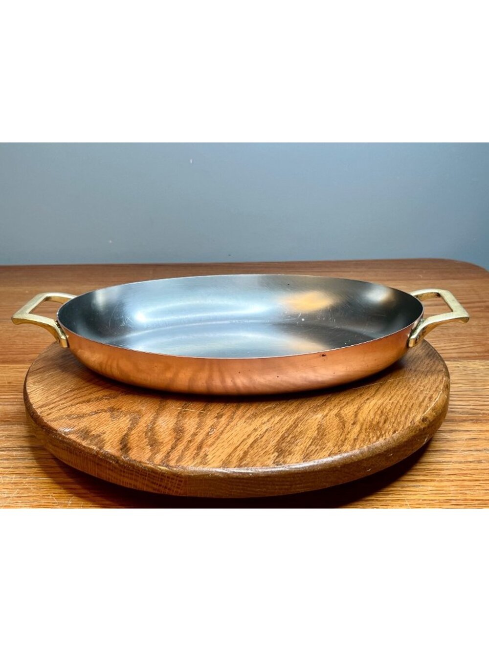 Paul Revere limited edition copper Oval 12 inch Au Gratin Pan  featuring a brass